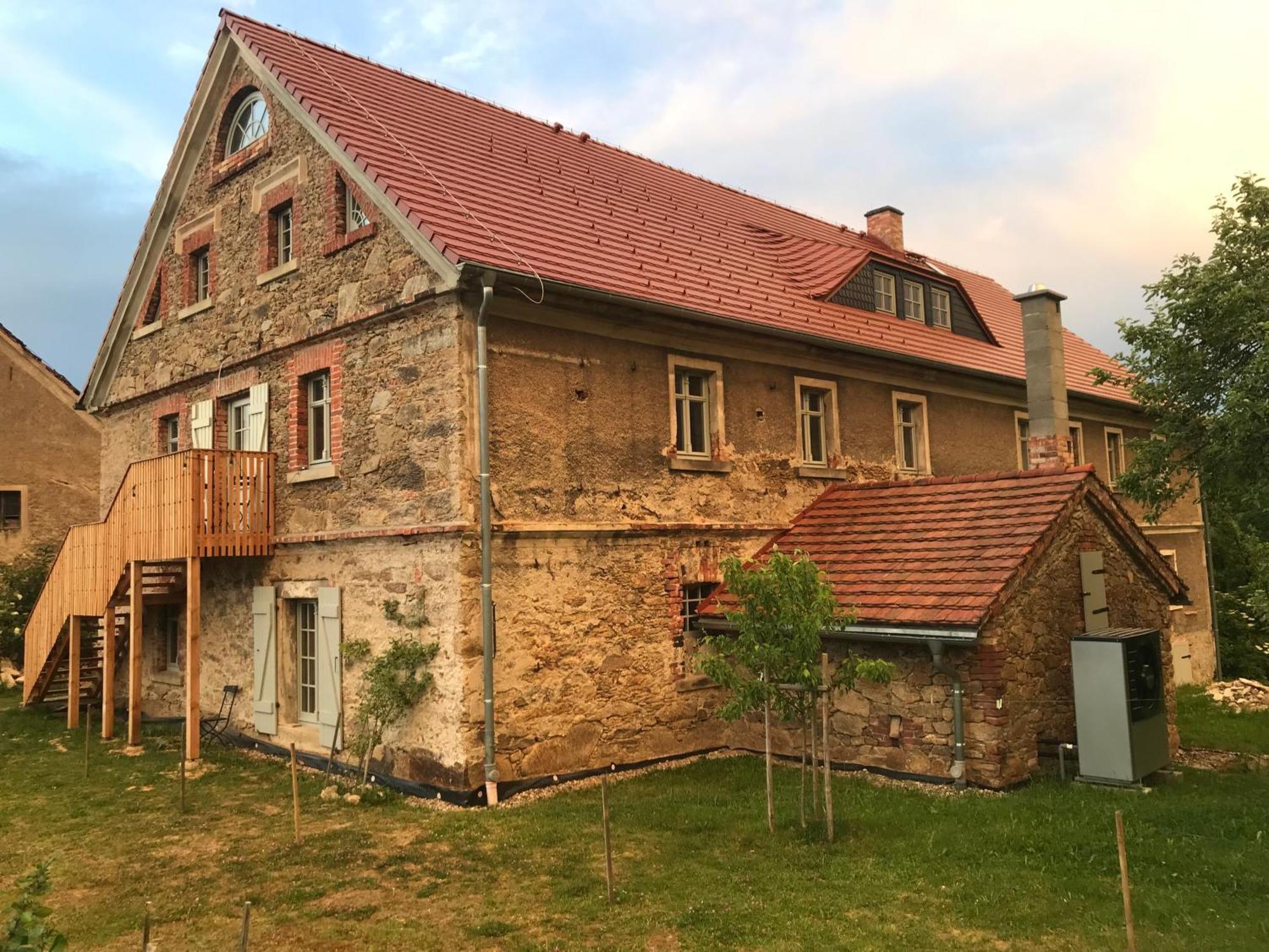 Hotel Dom Piwowara Leśna Exteriér fotografie