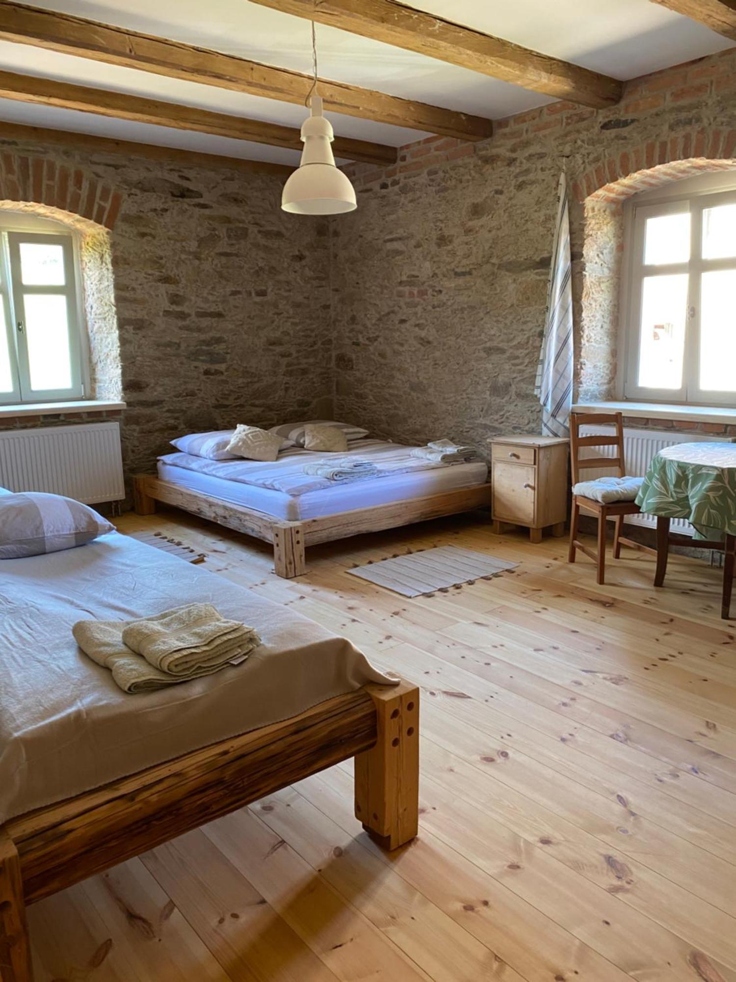 Hotel Dom Piwowara Leśna Exteriér fotografie